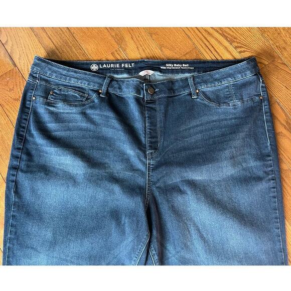 Laurie Felt Silky Baby Bell Bootcut Jeans Vital Stretch Technology Dark Wash 3X - Picture 3 of 15